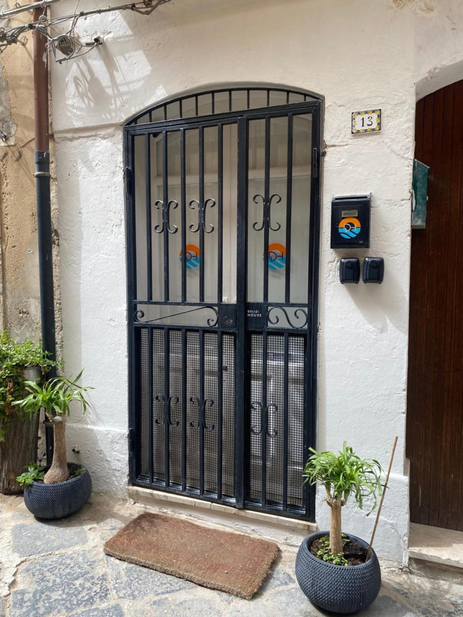 דירות סירקוזה Delizia House Ortigia,Centro Citta, Vicino Al Mare מראה חיצוני תמונה