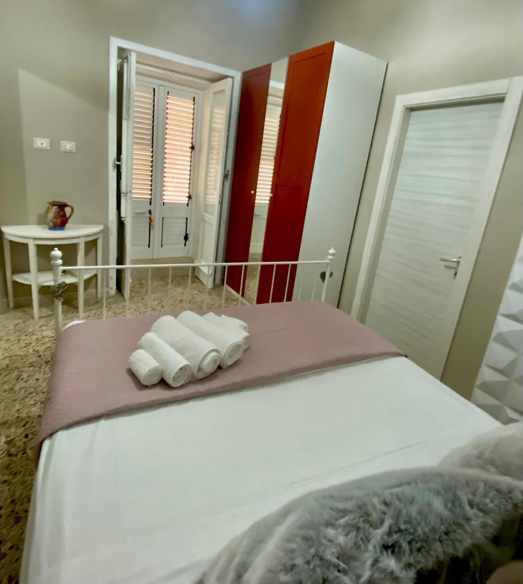 דירות סירקוזה Delizia House Ortigia,Centro Citta, Vicino Al Mare מראה חיצוני תמונה